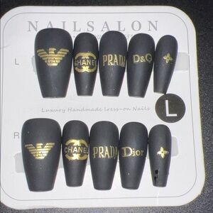 Luxury Black and Gold Designer Press-On Nails